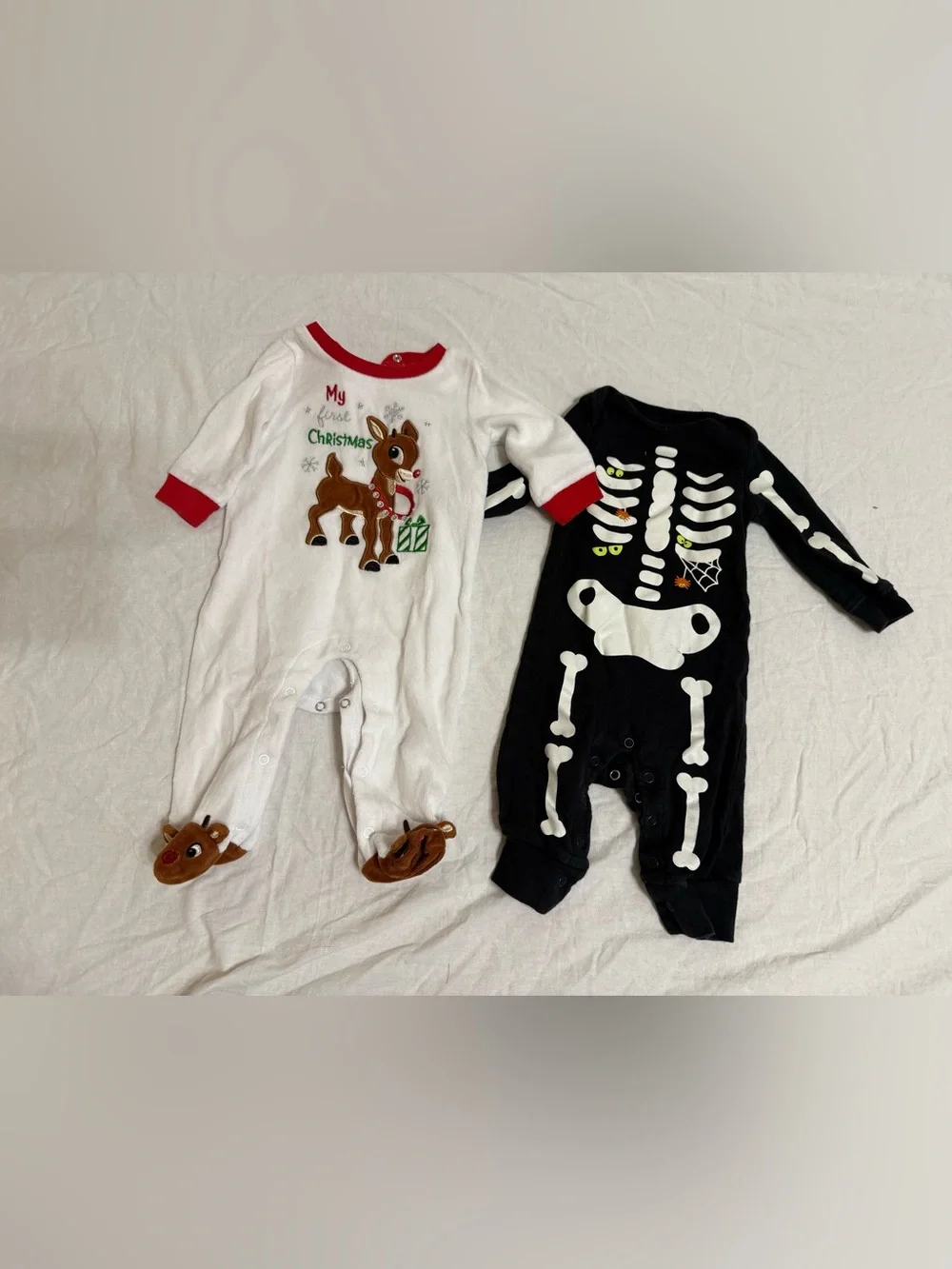 Holiday sleepers skeleton and reindeer